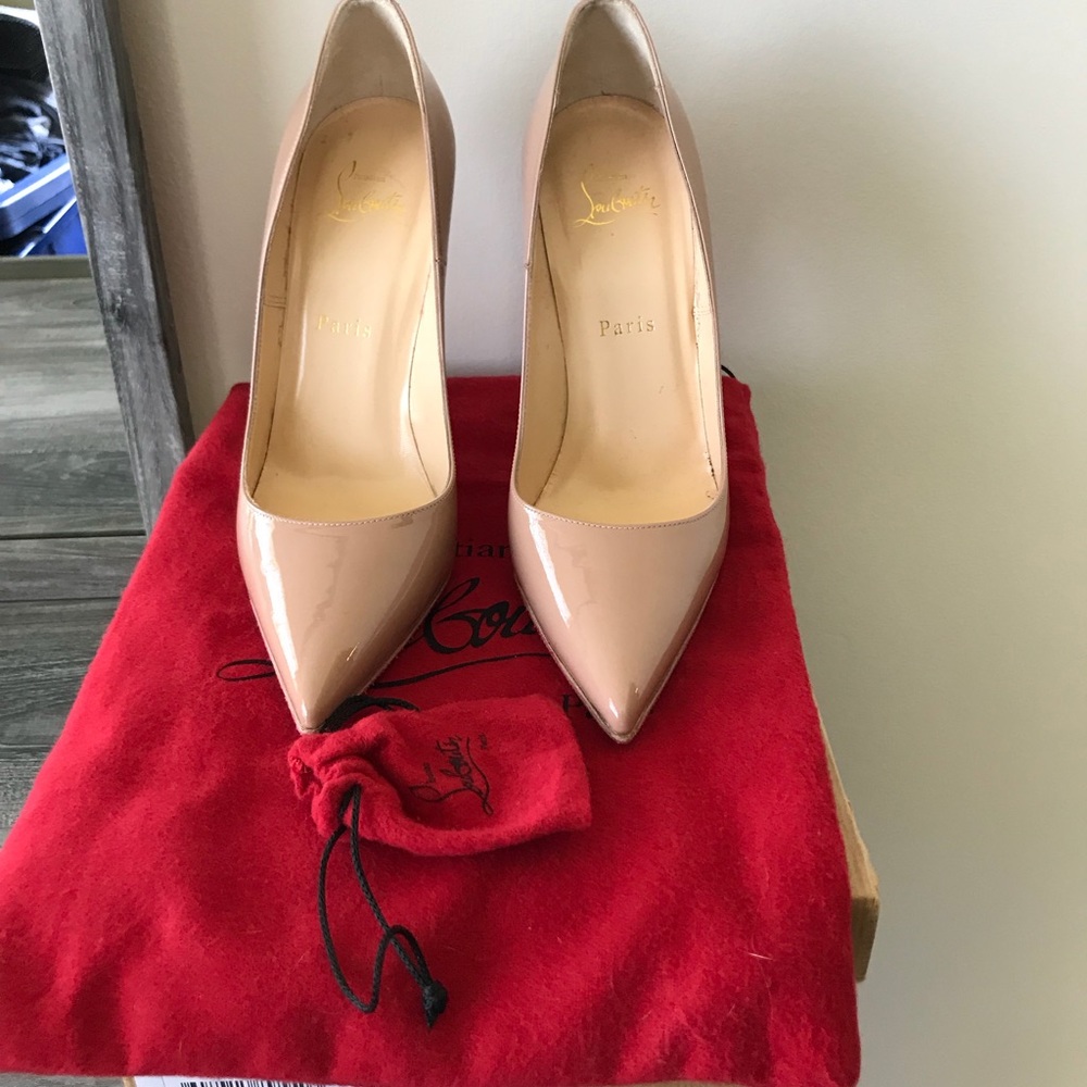 Christian Louboutin So Kate nude pumps size 38.5